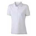 JN568_white